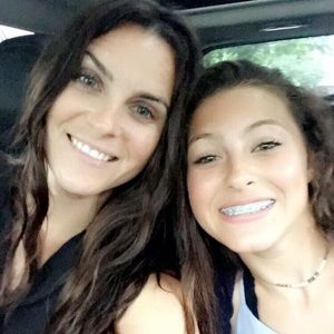 Meet your Posher, Elise